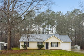 117 Starlake Dr Jackson, GA 30233